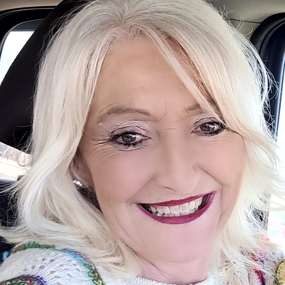 Meet your Posher, Shirley